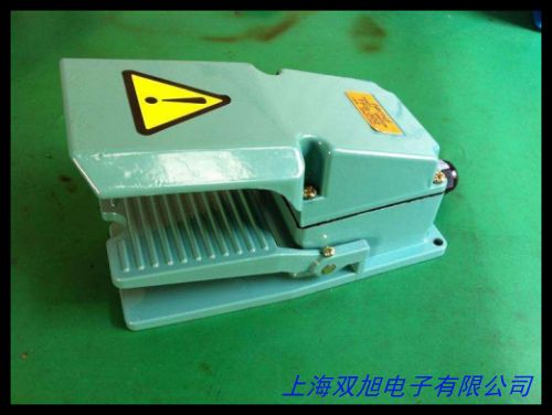 天得腳踏開(kāi)關(guān)TFS-304 天得按鈕開(kāi)關(guān) 腳踏開(kāi)關(guān)天得 沖床腳踏開(kāi)關(guān)