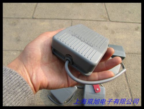 腳踏6腳電吉他開關(guān) 藍(lán)色樂器開關(guān) DLS-C202-PA-3B按鈕開關(guān)